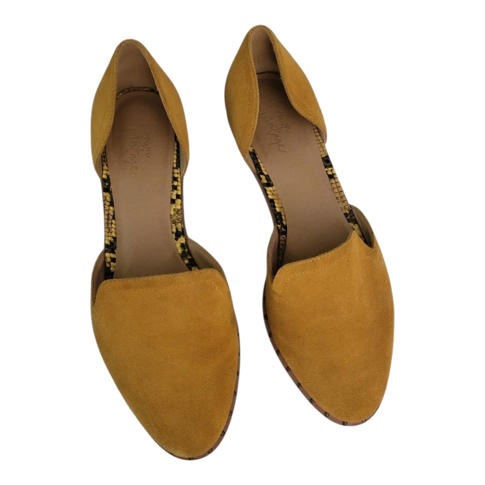 Crown Vintage Mustard Yellow Suede Women's Flats Size 7.5